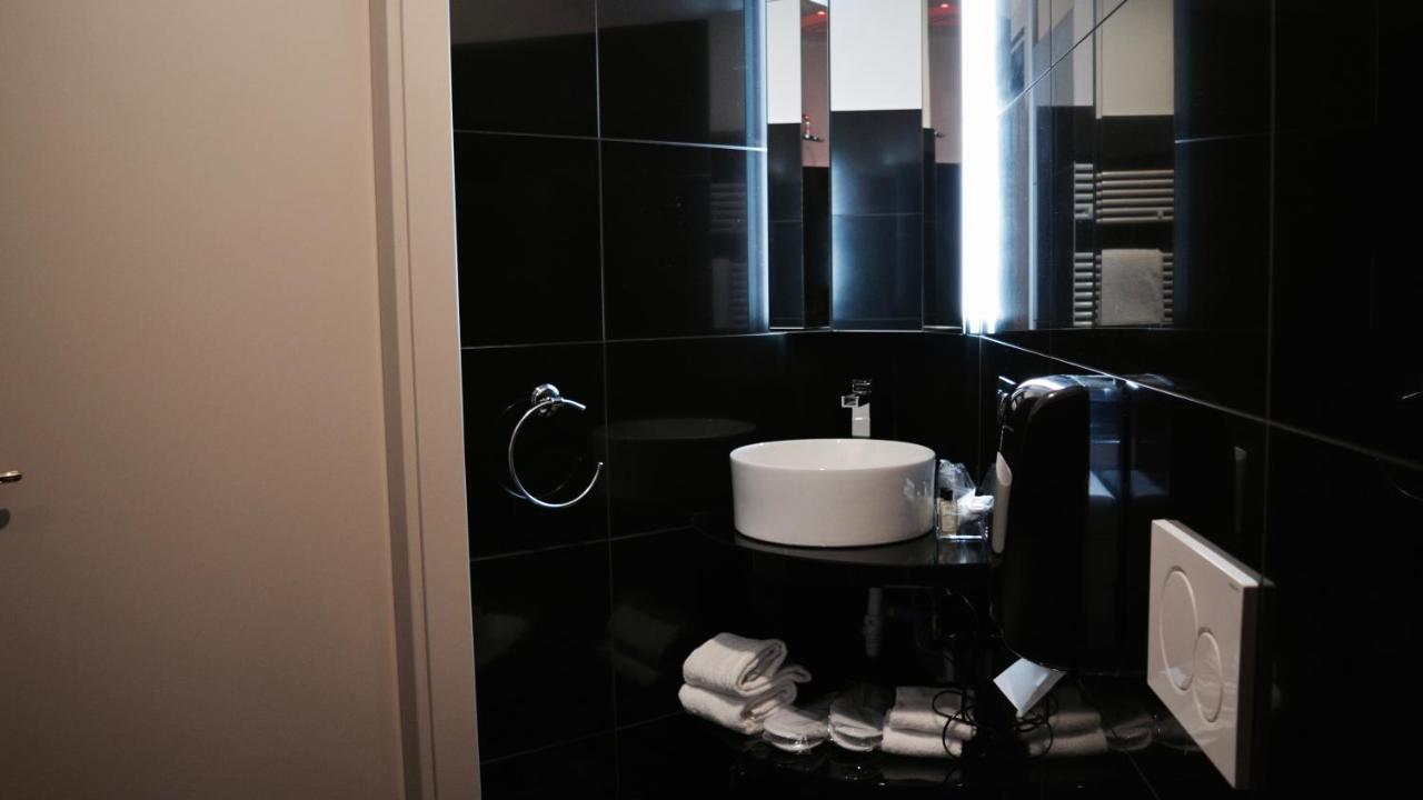 C rooms - Love Motel Monza Cinisello Balsamo Esterno foto