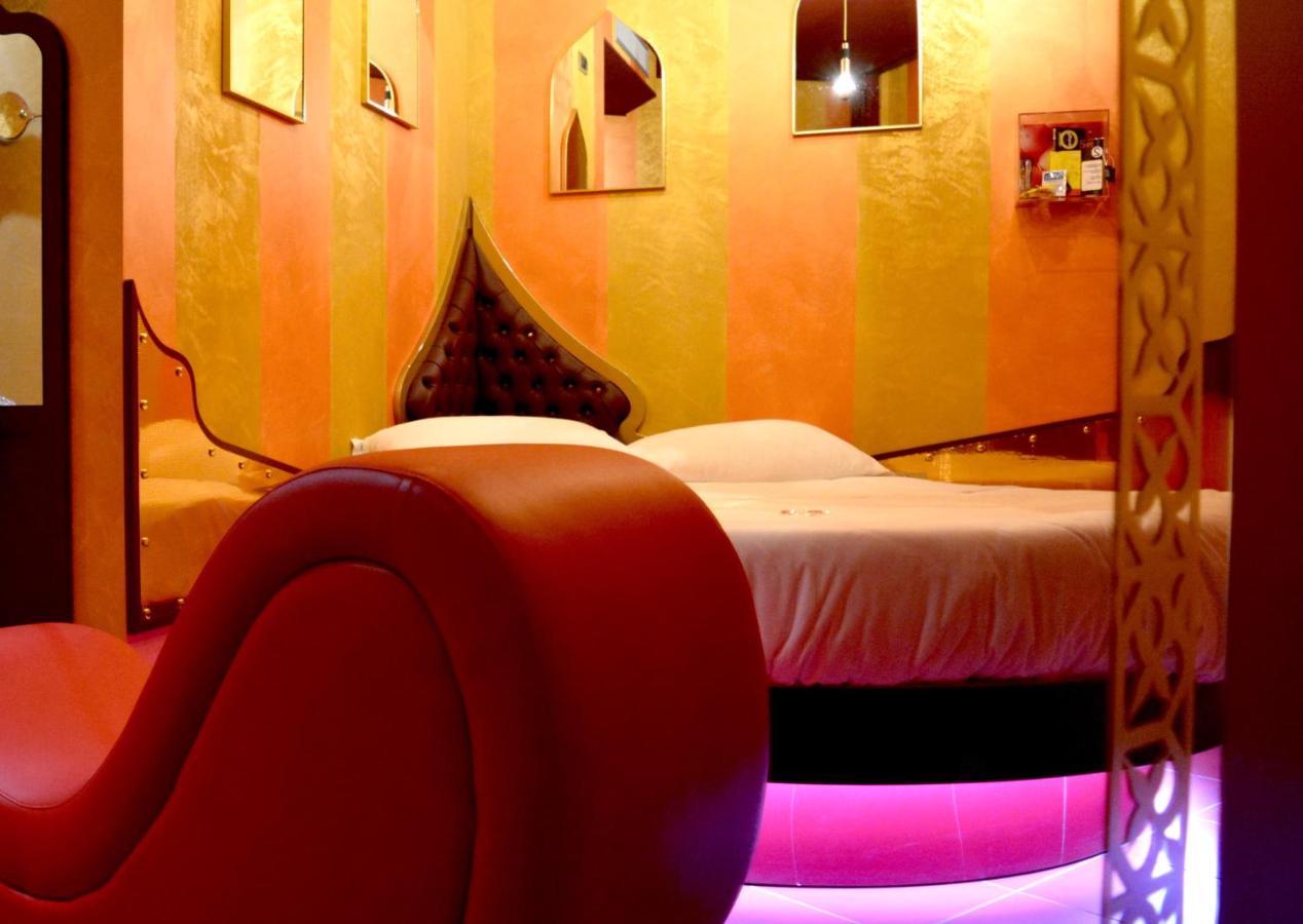 C rooms - Love Motel Monza Cinisello Balsamo Esterno foto