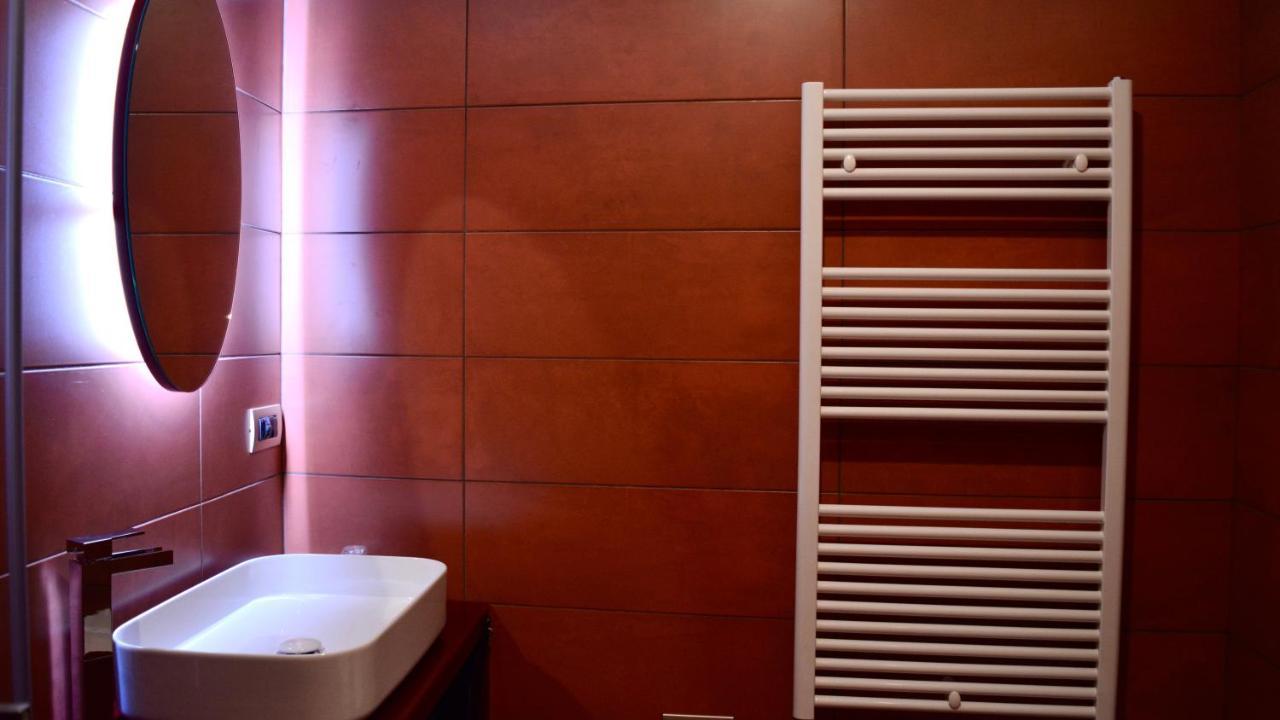 C rooms - Love Motel Monza Cinisello Balsamo Esterno foto