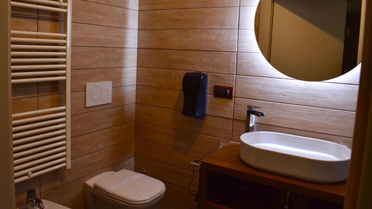 C rooms - Love Motel Monza Cinisello Balsamo Esterno foto